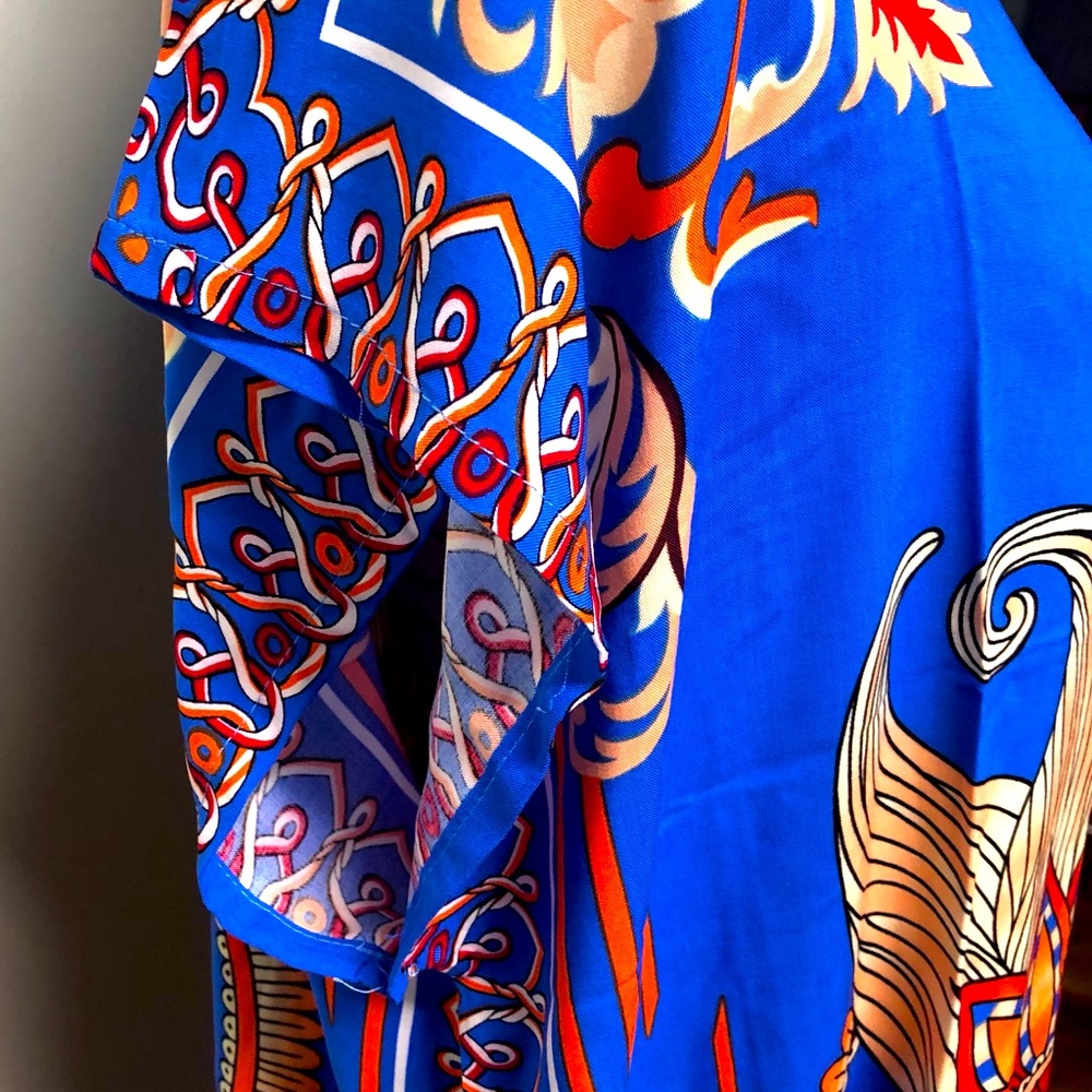 NWT Kaftan with Belt S/m